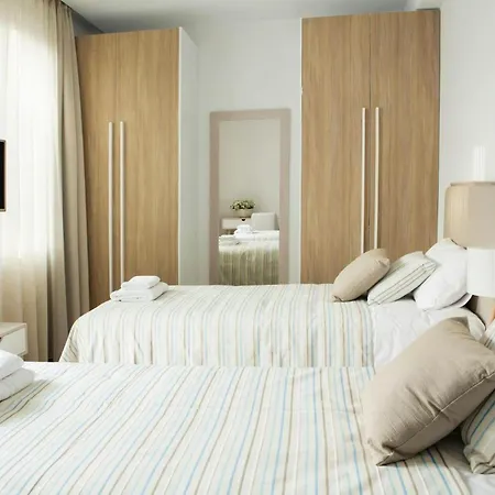 Readmyhostprofile! Luxury 4 Bedroom With Pool * Κάλαθος