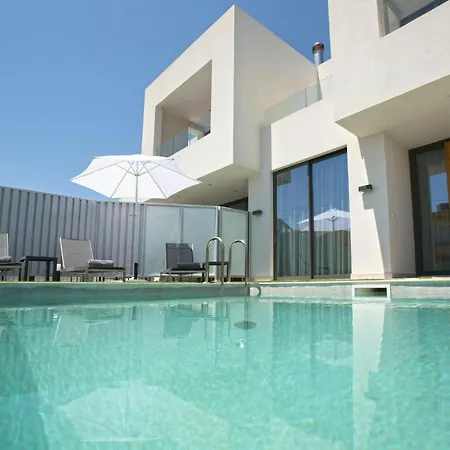 Readmyhostprofile! Luxury 4 Bedroom With Pool