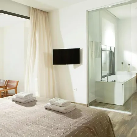 Readmyhostprofile! Luxury 4 Bedroom With Pool